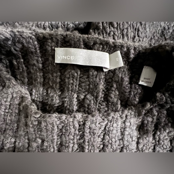 VINCE charcoal gray SOFT thick wool cashmere knit oversized sweater Small - Picture 4 of 5